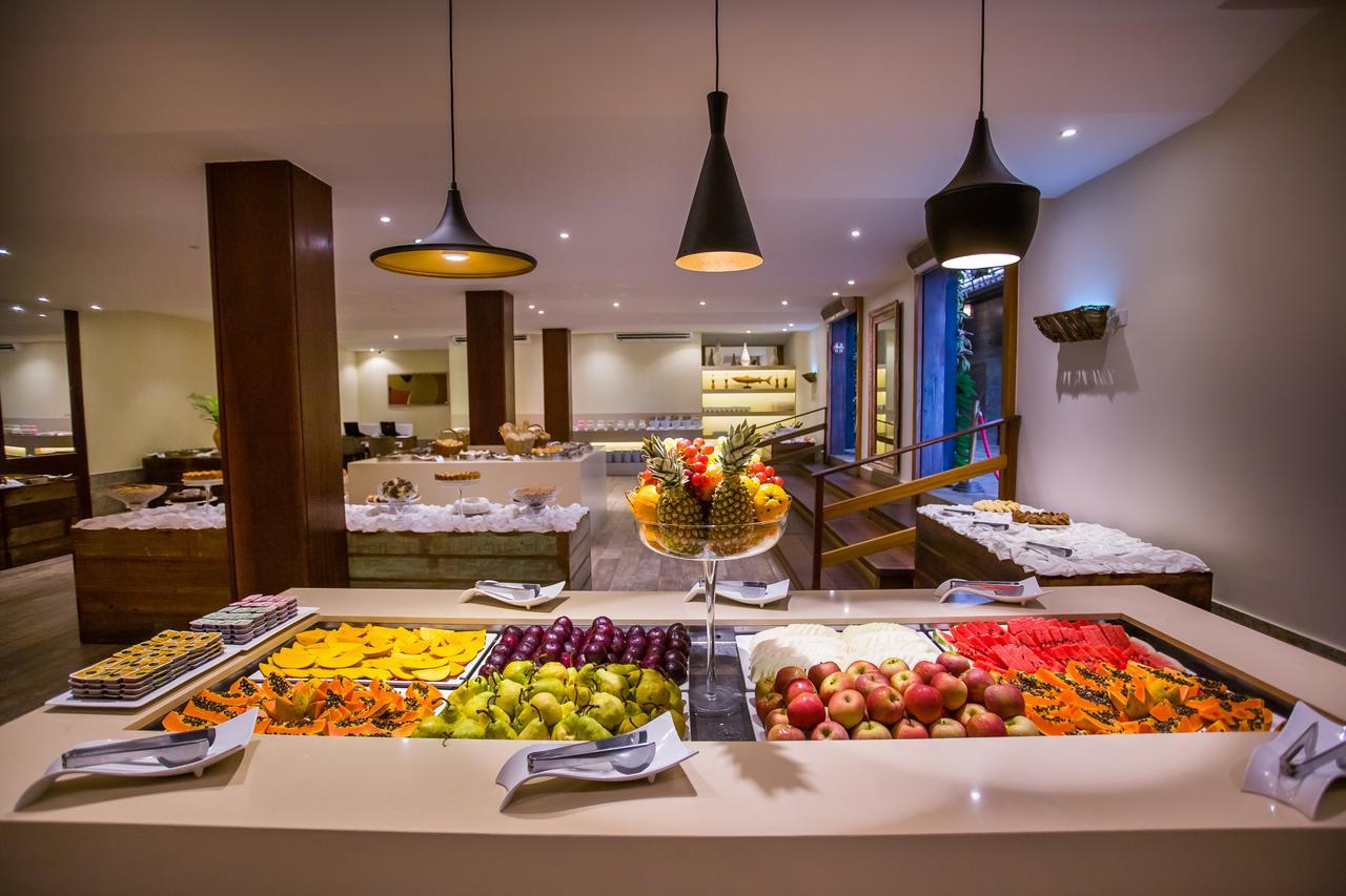 La Torre Resort All Inclusive Porto Seguro Dış mekan fotoğraf The buffet at the hotel
