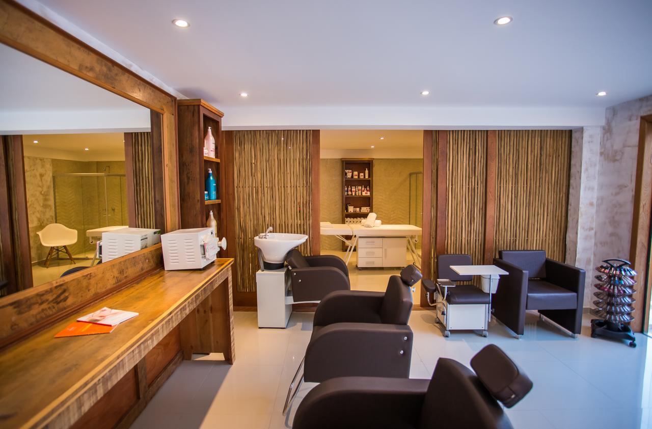 La Torre Resort All Inclusive Porto Seguro Dış mekan fotoğraf A salon in the UK