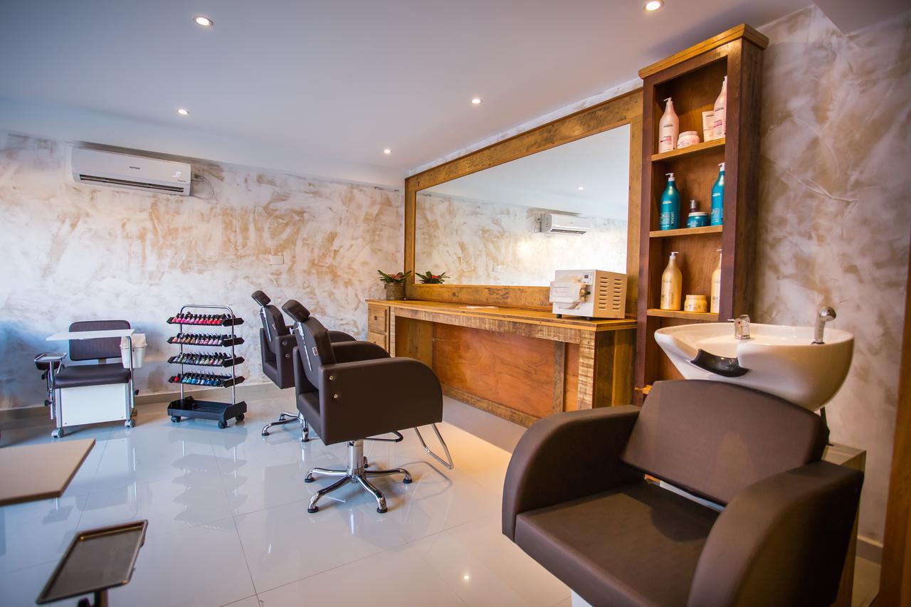 La Torre Resort All Inclusive Porto Seguro Dış mekan fotoğraf A hair salon in India