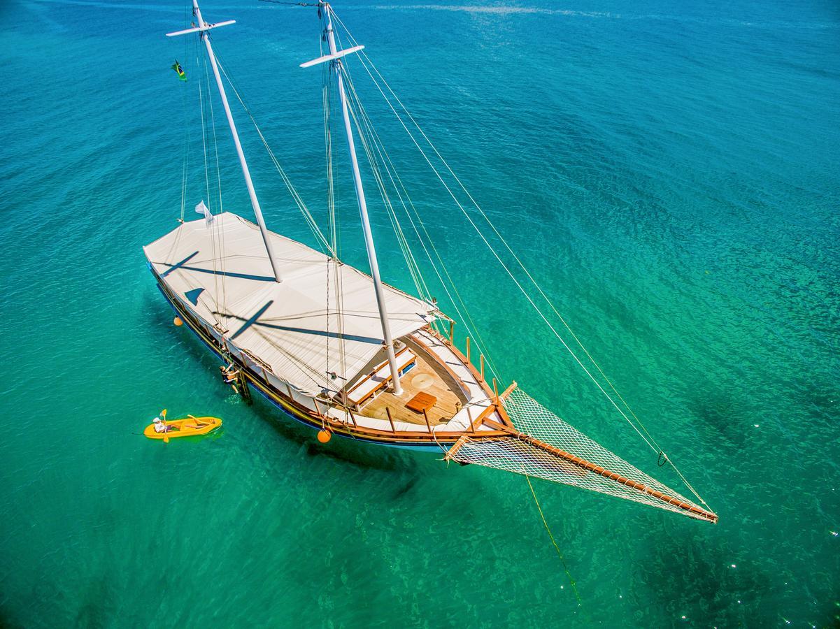 La Torre Resort All Inclusive Porto Seguro Dış mekan fotoğraf Aerial view of a yacht in the Bay of Kotor